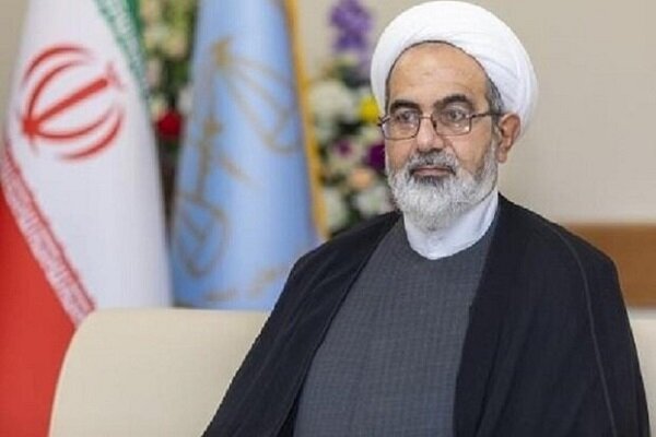 پورخاقان:امنیت و اقتدار کشور مرهون فداکاری‌های نیروهای مسلح است