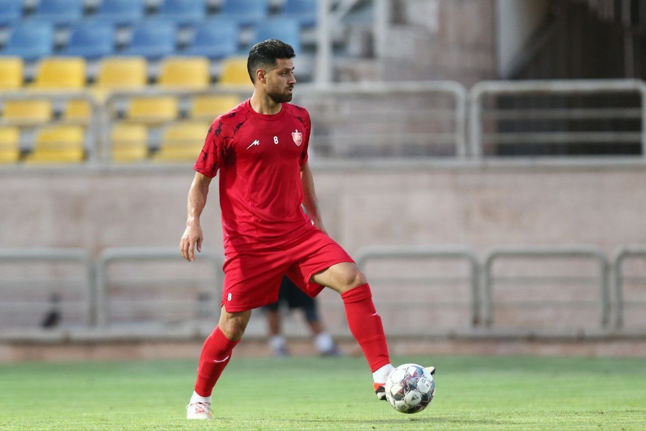 پورعلی‌گنجی: با پیراهن پرسپولیس می‌خواستم اشک شوق بریزم