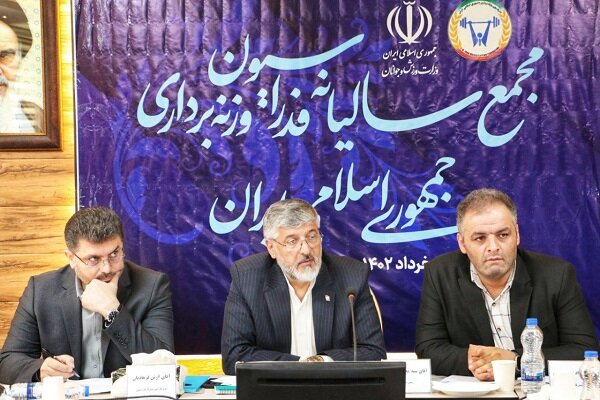 پولادگر: به وزنه‌برداری در المپیک و بازی‌های آسیایی امیدوارشدیم