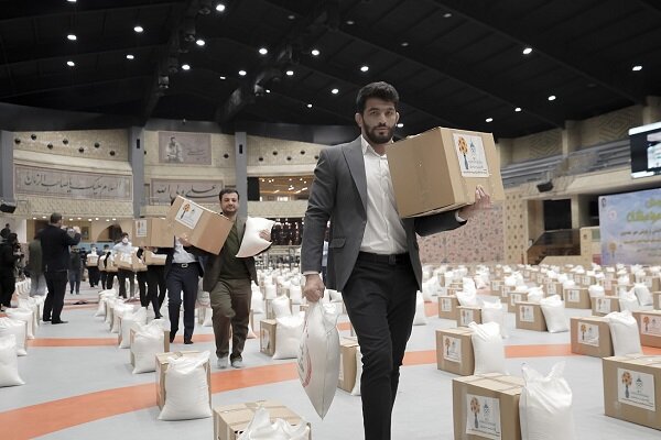 پویش کمک مؤمنانه توسط قهرمانان کشتی به انجام رسید