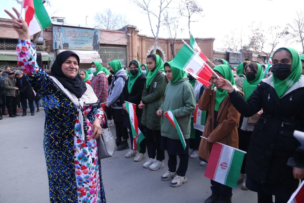 پژواک صدای کردها در اسلامخواهی و استقلال طلبی در ماورای مرزها