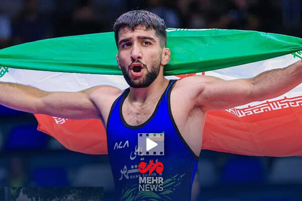 پیام با شکار عزیزلی فینالیست شد