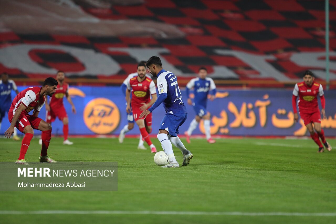پیام سرمربی پرسپولیس به سپاهان: هنوز کار تمام نشده است