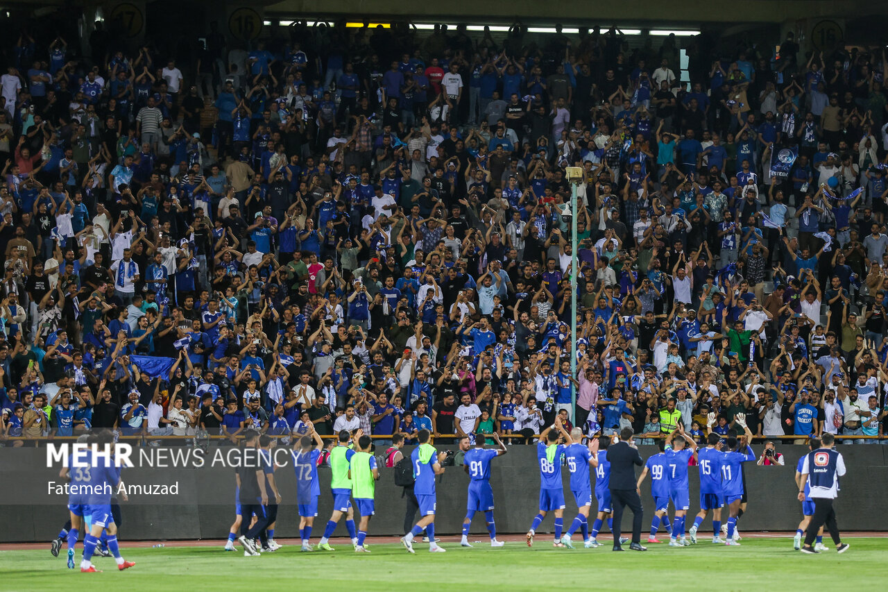 پیام واضح جباری به بازیکنان استقلال؛ تصمیم درست در مورد ستاره ازبک