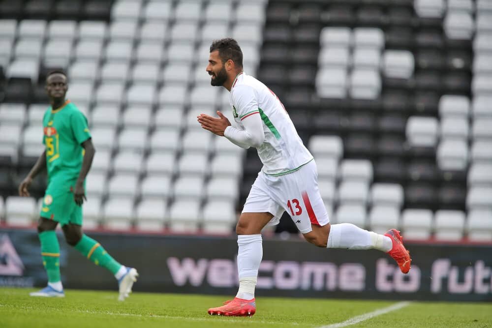 پیراهن بازیکن مشهور سنگال به کدام ملیپوش فوتبال ایران رسید؟