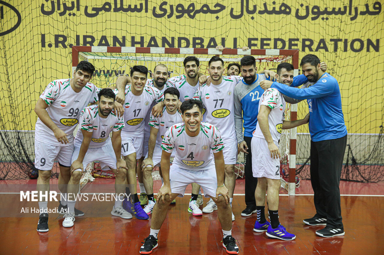 پیروزی آسان تیم ملی هندبال ایران برابر مغولستان/ در انتظارژاپن