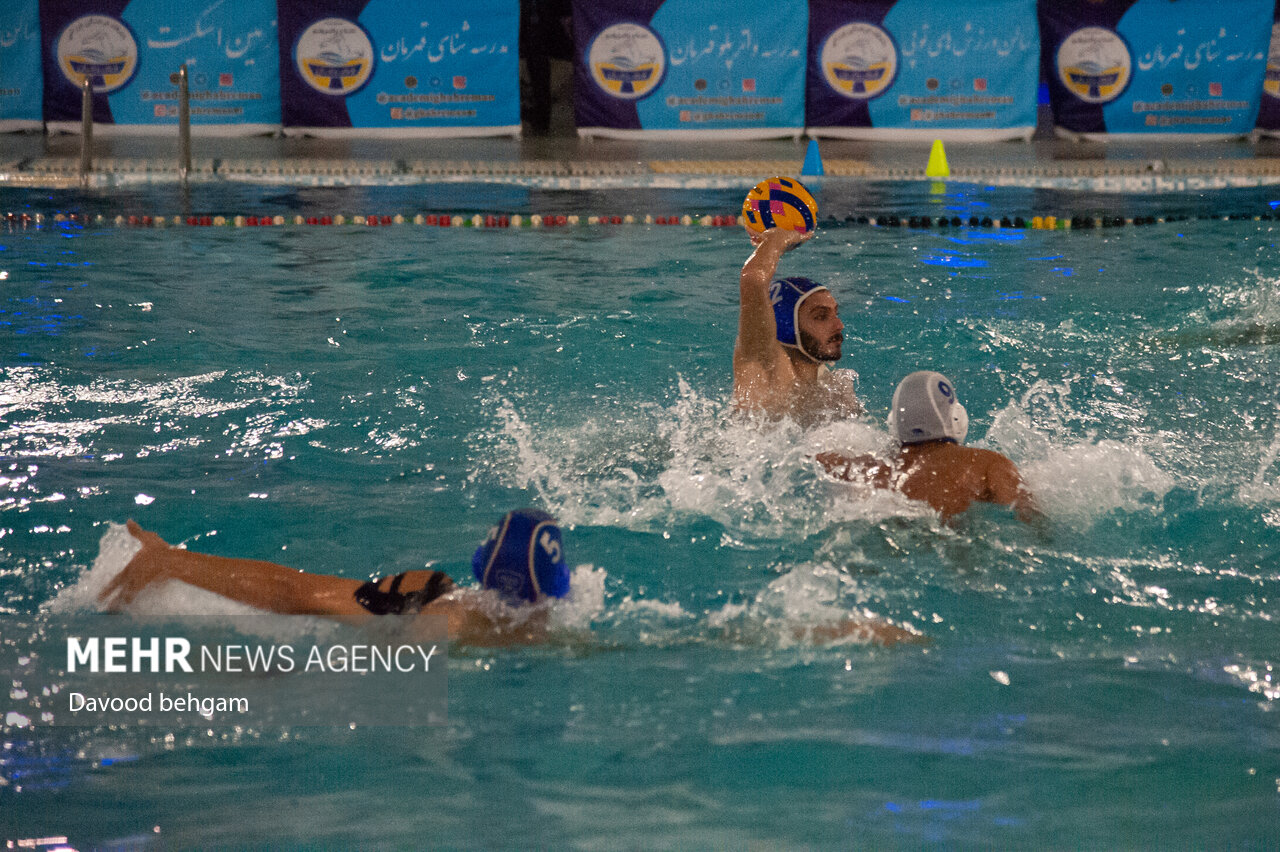 پیروزی دانشگاه آزاد و نفت در لیگ برتر واترپلو