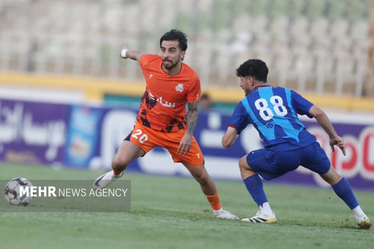 پیروزی سایپا مقابل مس سونگون در لیگ دسته اول فوتبال