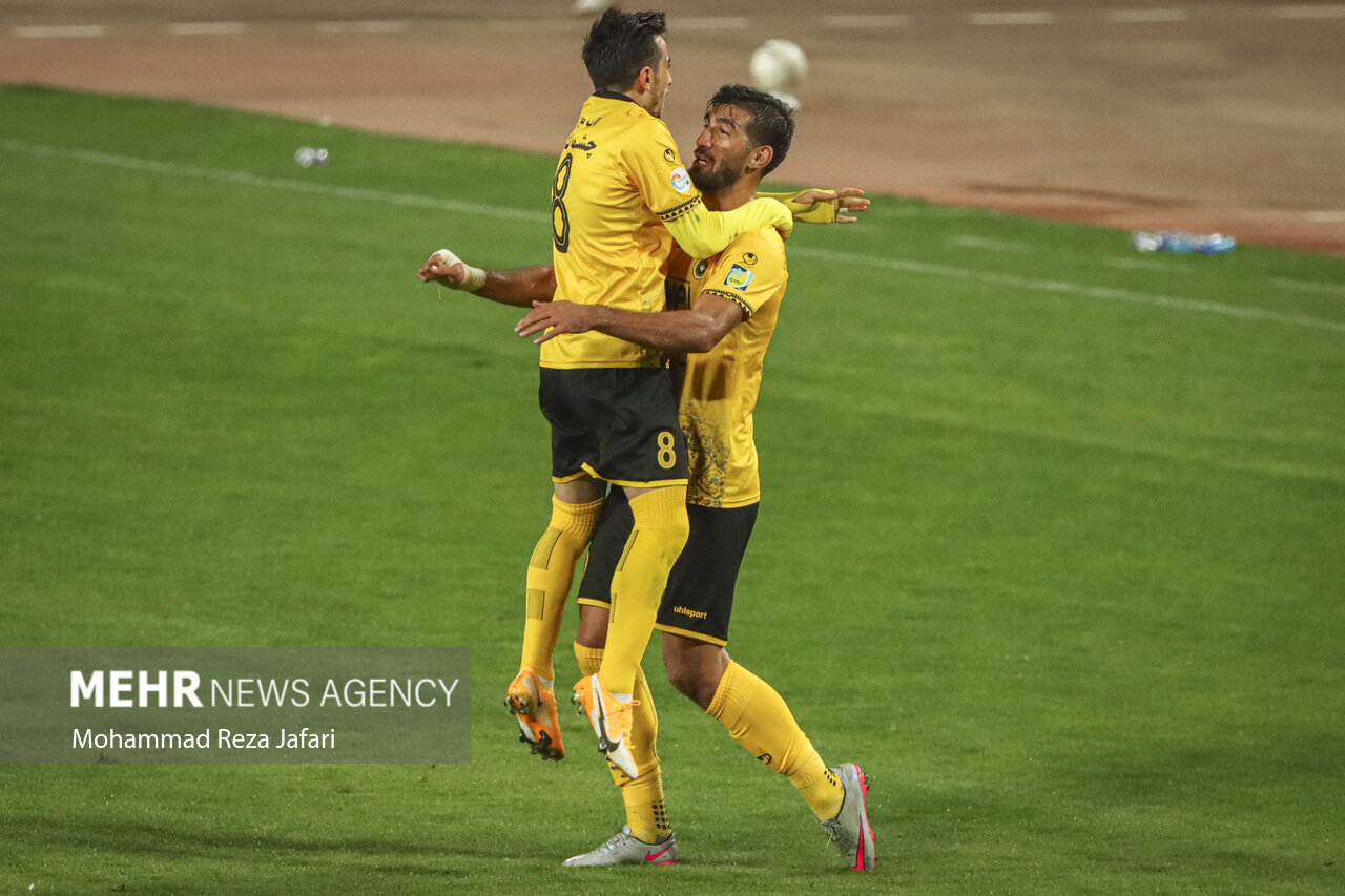 پیروزی سپاهان بعد از سه شکست متوالی/ پدیده در بحران مطلق!