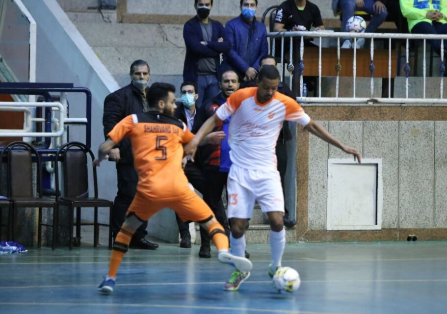 پیروزی مدعیان در هفته شانزدهم لیگ برتر فوتسال