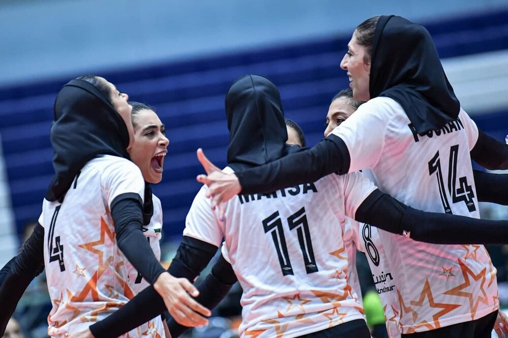 پیروزی والیبال زنان سایپا مقابل نماینده فیلپین