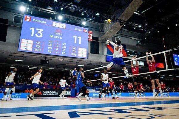 پیروزی کانادا در آغاز روز دوم