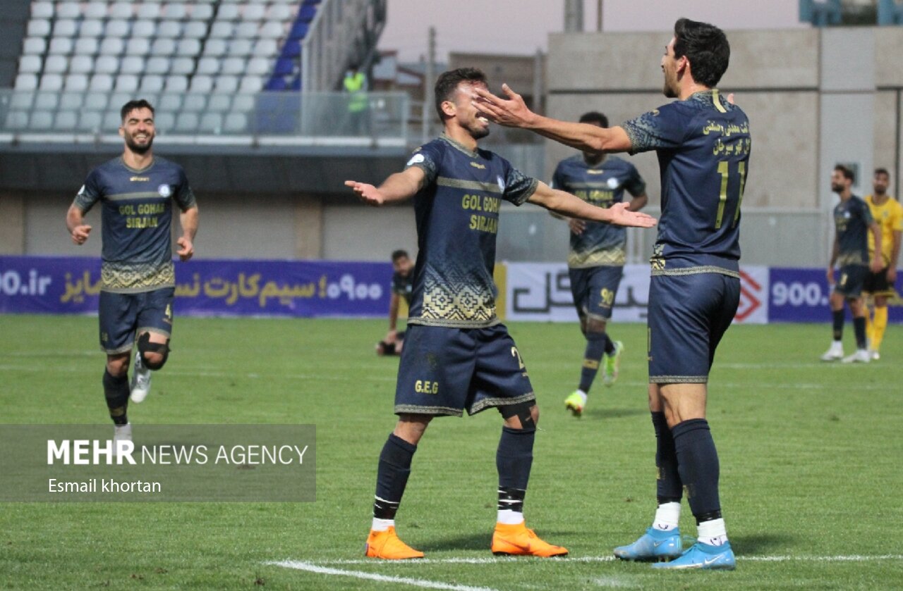 پیروزی گلگهر، مس و آلومینیوم/ سقوط پرسپولیس در روز باخت تراکتور