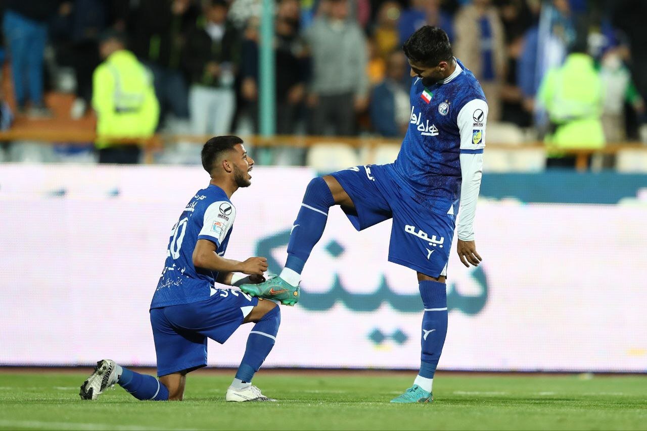 پیروزی یک نیمهای استقلال مقابل ذوب آهن با درخشش قایدی