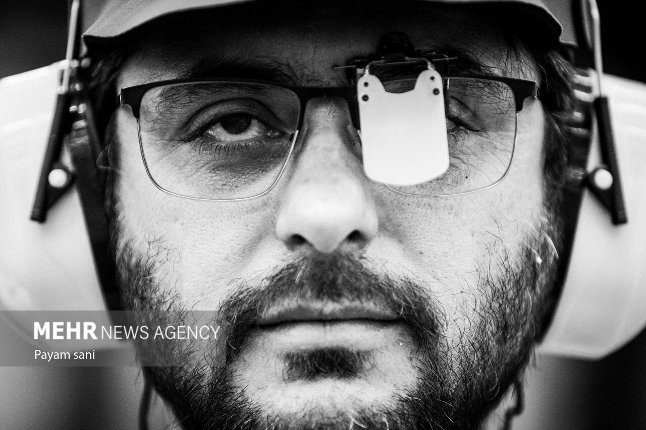 پیش از شلیک