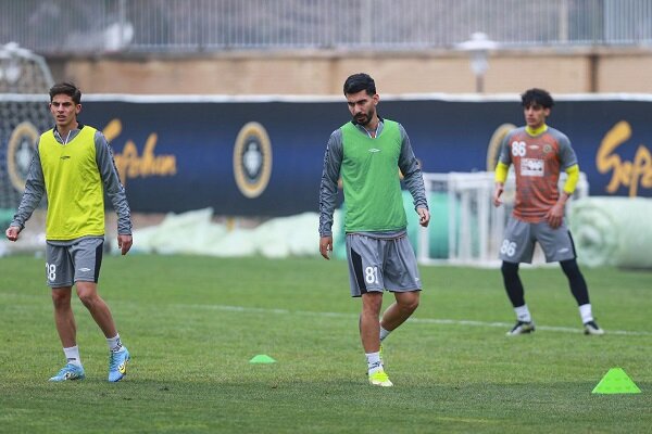 پیش پرداخت پرسپولیس در جیب هافبک سپاهان