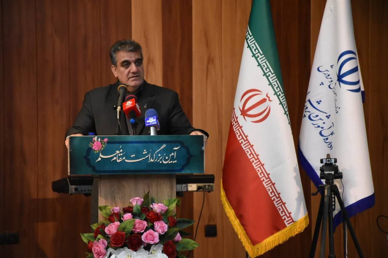 پیشرفت واقعی کشور در گرو ارتقای علم و دانش است