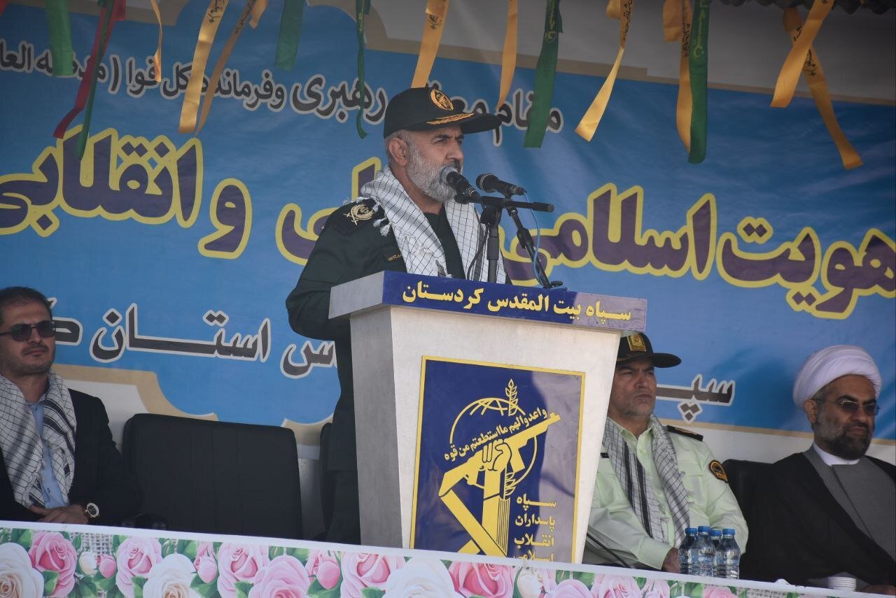 پیشمرگان مسلمان کُرد موجب عزت ایران اسلامی شدند