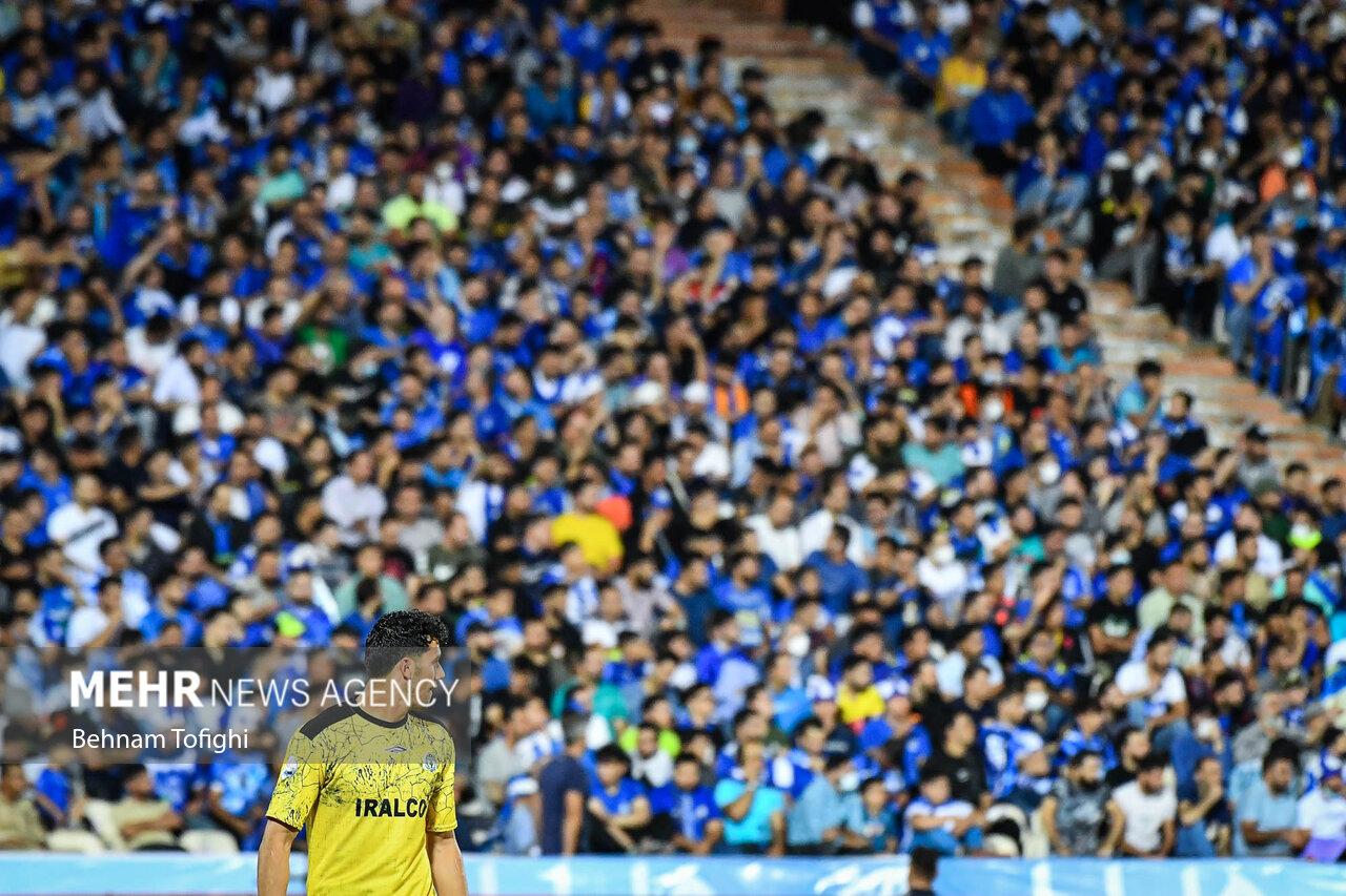 پیشکسوتان استقلال به جشن قهرمان دعوت شدند