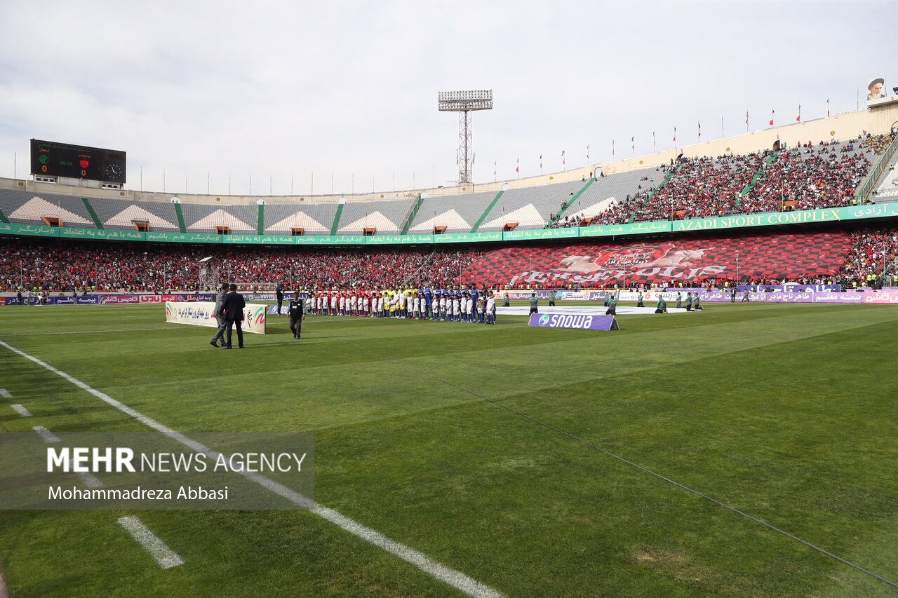پیشگیری باشگاه پرسپولیس از بازی بدون تماشاگر