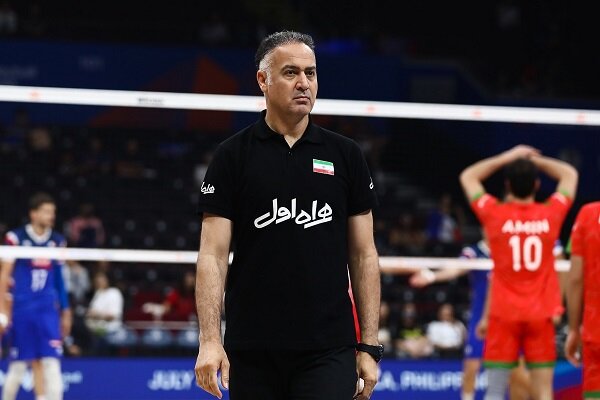 پیمان اکبری: برنامهریزی والیبال برای حضور در جمع ۴ قدرت جهان است