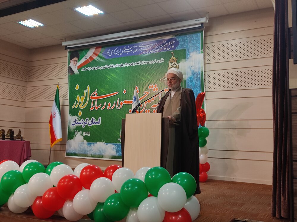 پیوست معنویت باید در رسانه های ما رعایت شود