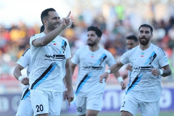 پیکان بالاتر از پرسپولیس و استقلال/ رقابت شاگردان عنایتی وربیعی