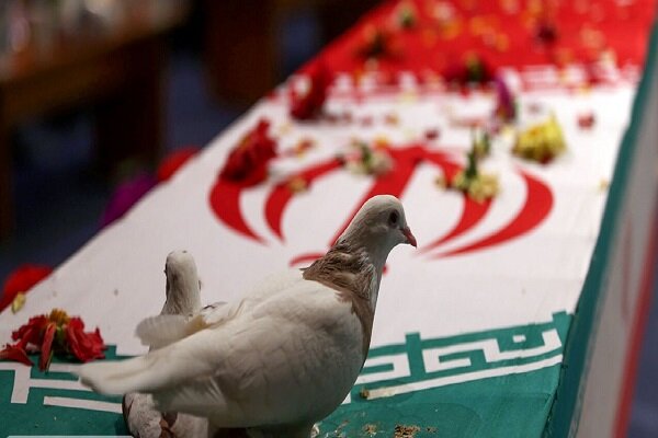 پیکر دو شهید گمنام دفاع مقدس در تهران تشییع شد