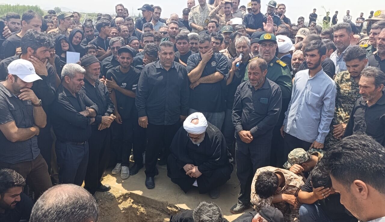 پیکر مطهر شهید«میثم کبیری» در زادگاهش به خاک سپرده شد