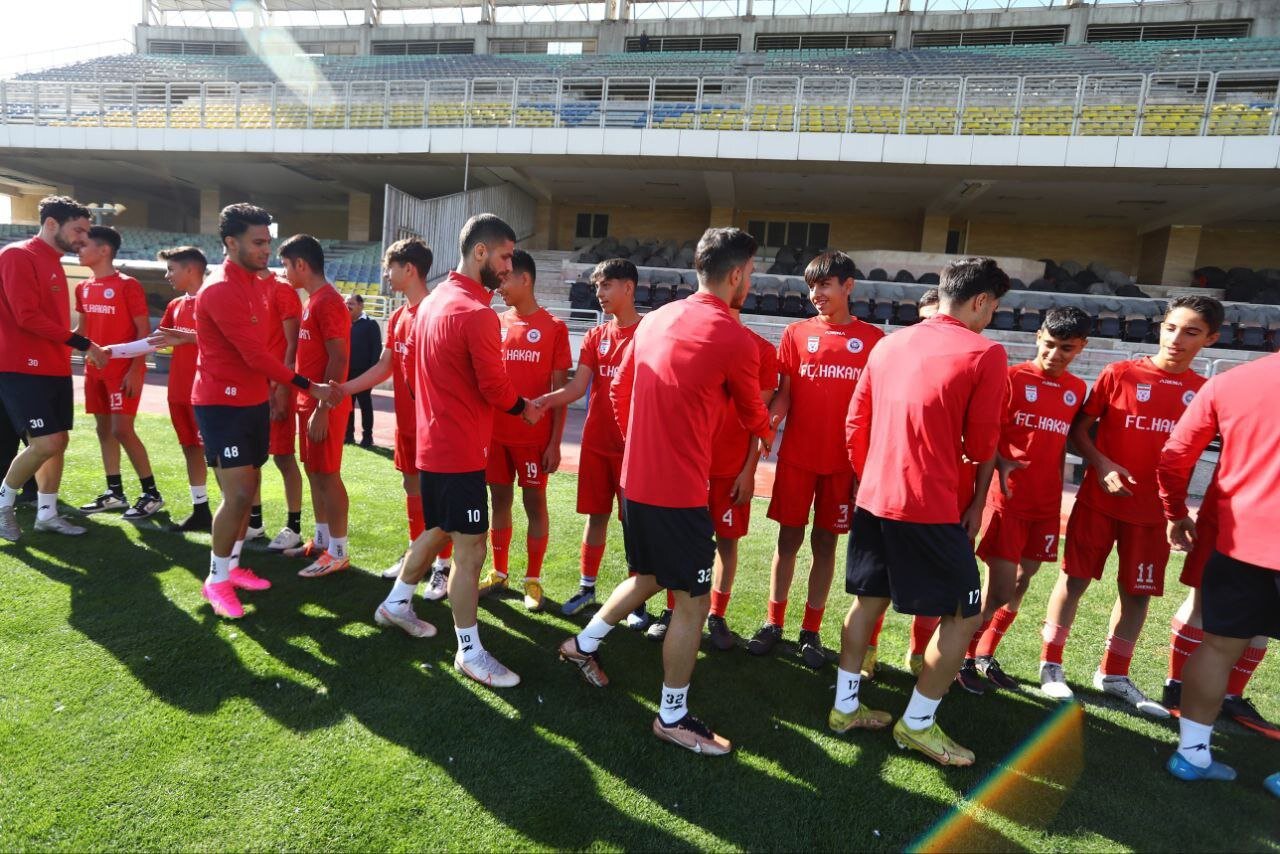 پیگیری تمرین پرسپولیس در غیاب ملی پوشان/ دیدار تدارکاتی بانساجی