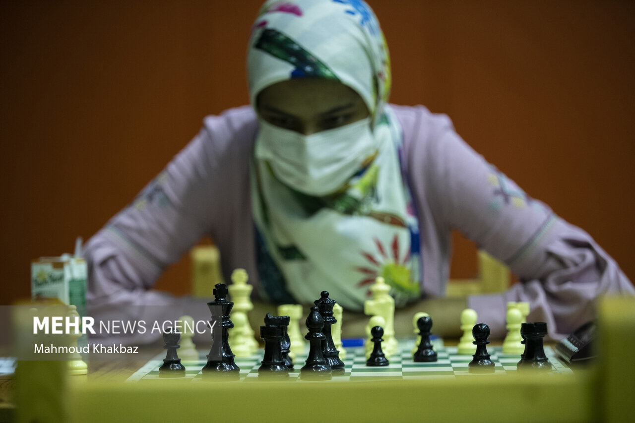 چالش خانم سرپرست در اولین روز کاری/ تخلف در نامنویسی
کاندیداها