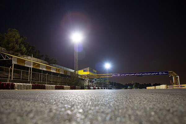 چراغ پیست اتومبیلرانی آزادی بعد از سالها روشن شد