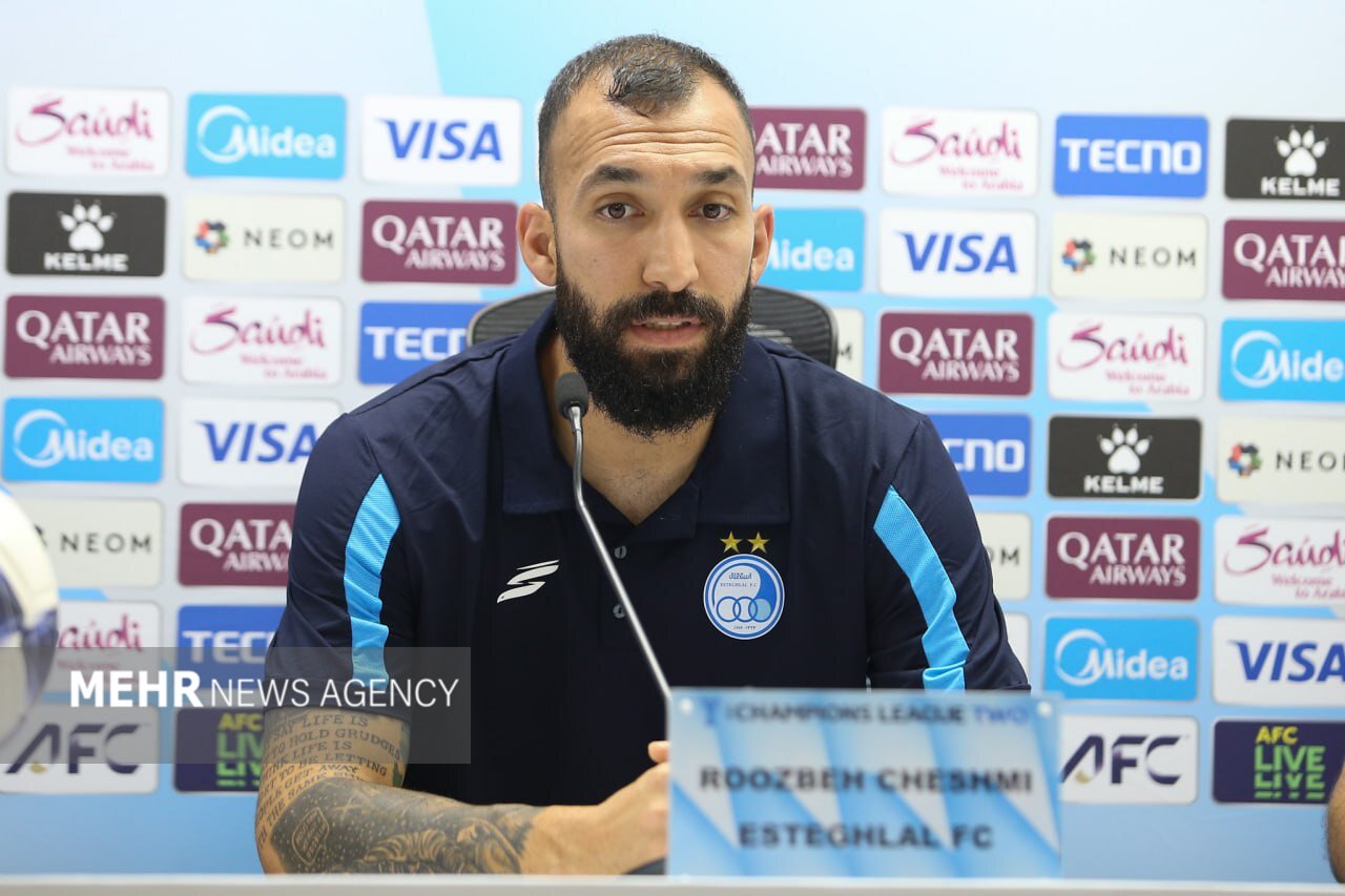 چشمی: صحبت از قهرمانی روی تیم فشار می آورد/ الوصل تیم قدرتمندی است