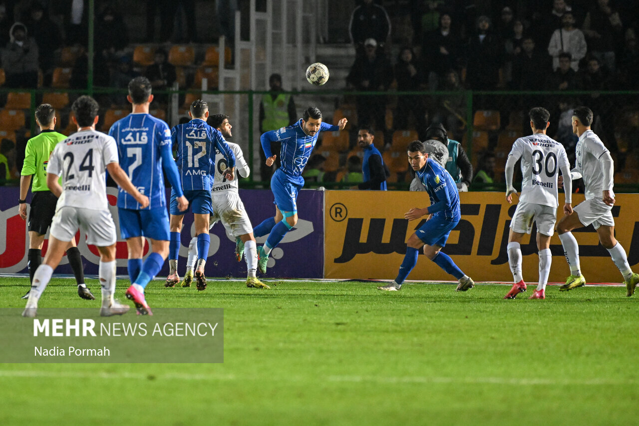 چند دستگی در استقلال/ ساپینتو نتایج ضعیف را گردن دیگران میاندازد!