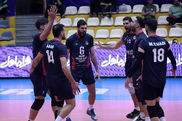 چهارمین برد نماینده سیرجان برابر چادرملو/ سد فولادی مقابل پیکان