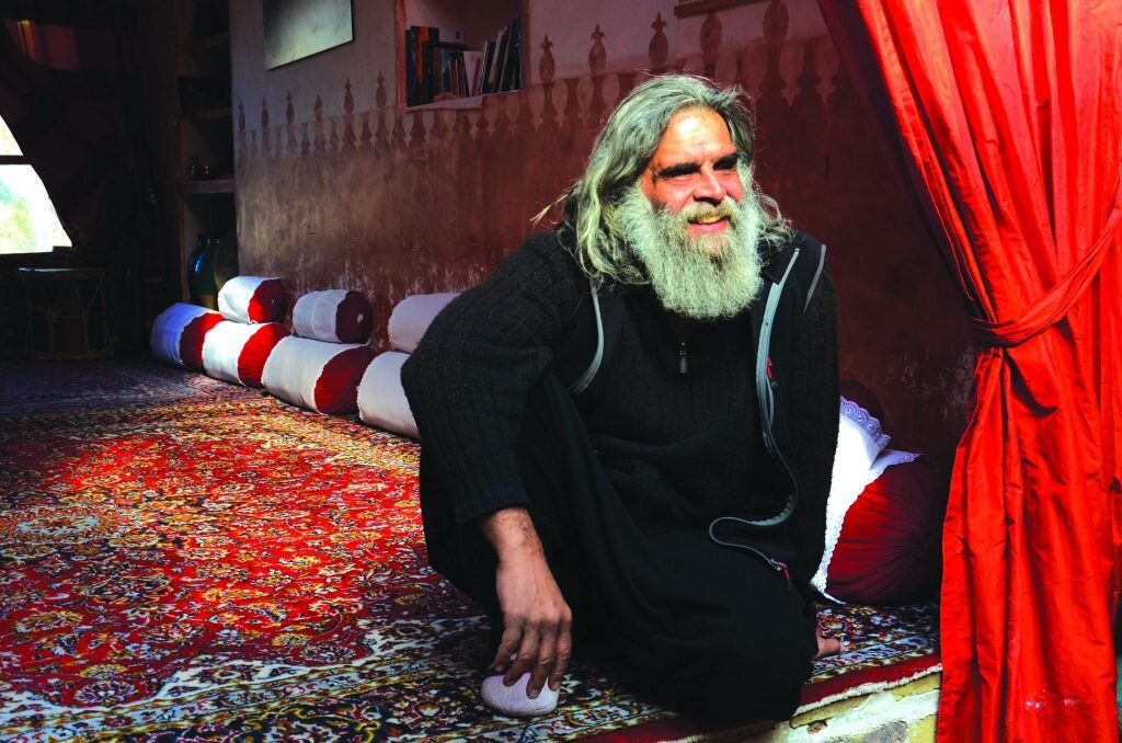 چهره برتر ملی در تنوع فرهنگی ایران سهم مالک بومگردی شد