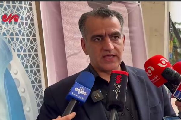 چگینی: پای انقلاب و رهبر عزیزمان ایستاده ایم