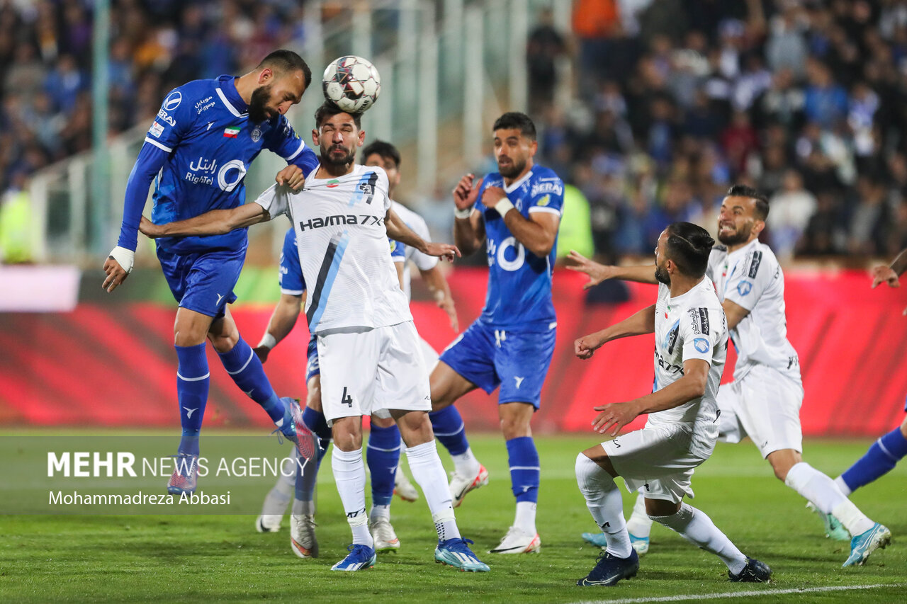 کادر فنی و مدیریت باید به نفع استقلال اختلافات را تمام کنند