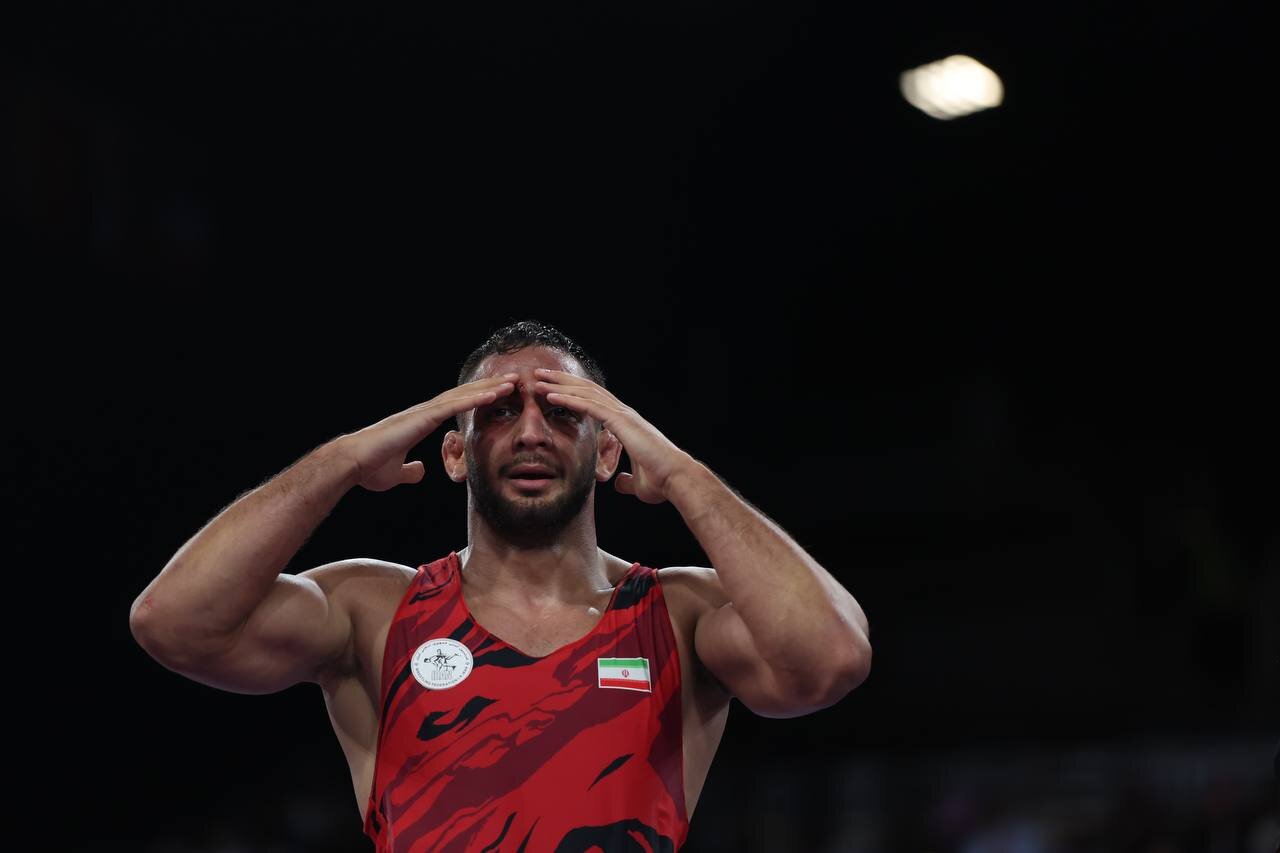 کار بزرگ آذرپیرا برابر تاجدینوف؛ نماینده ایران فینالیست شد