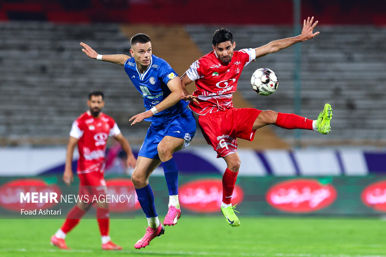 کارتال آینده پرسپولیس را می‌سازد؛ قهرمانی به تراکتور تقدیم شد