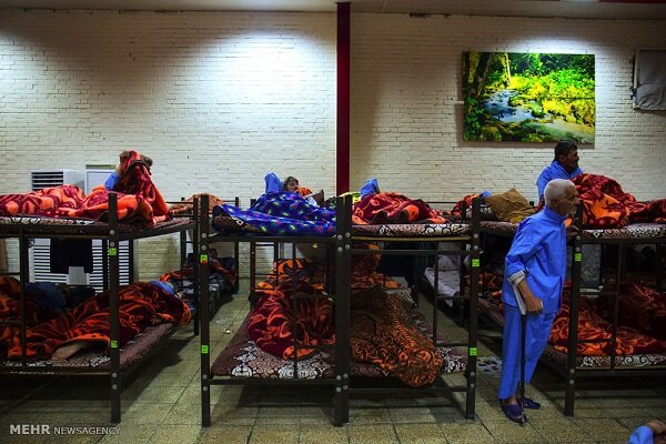 کارتنخوابی؛ از واشنگتن تا تهران + فیلم