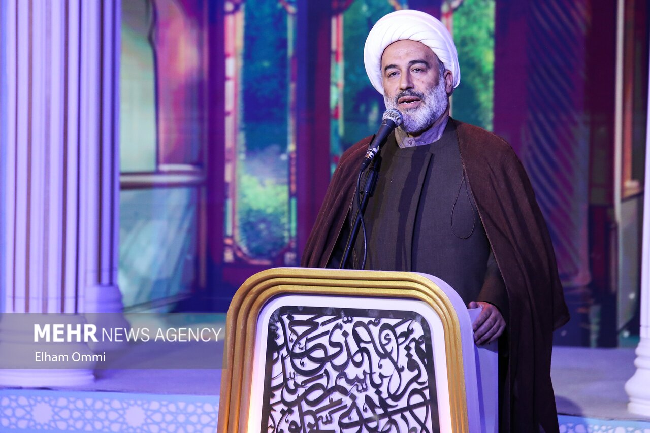 کاروند: تلاوت قرآن کریم باید بر سبک زندگی مردم اثرگذار باشد
