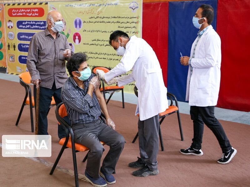کارکنان ادارات گنبدکاووس باید تا ۲۲ شهریور دُز یادآور واکسن کرونا را تزریق کنند