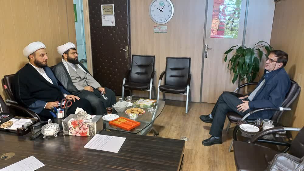 کارگاههای آموزشی تبیینی برای خانواده شهدا در کردستان برگزار شود