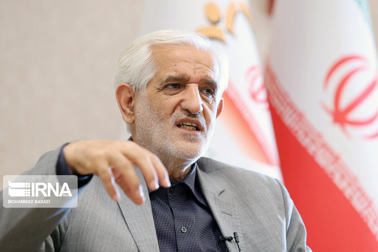 کارگران یکی از ستون‌های محکم دفاع مقدس بودند