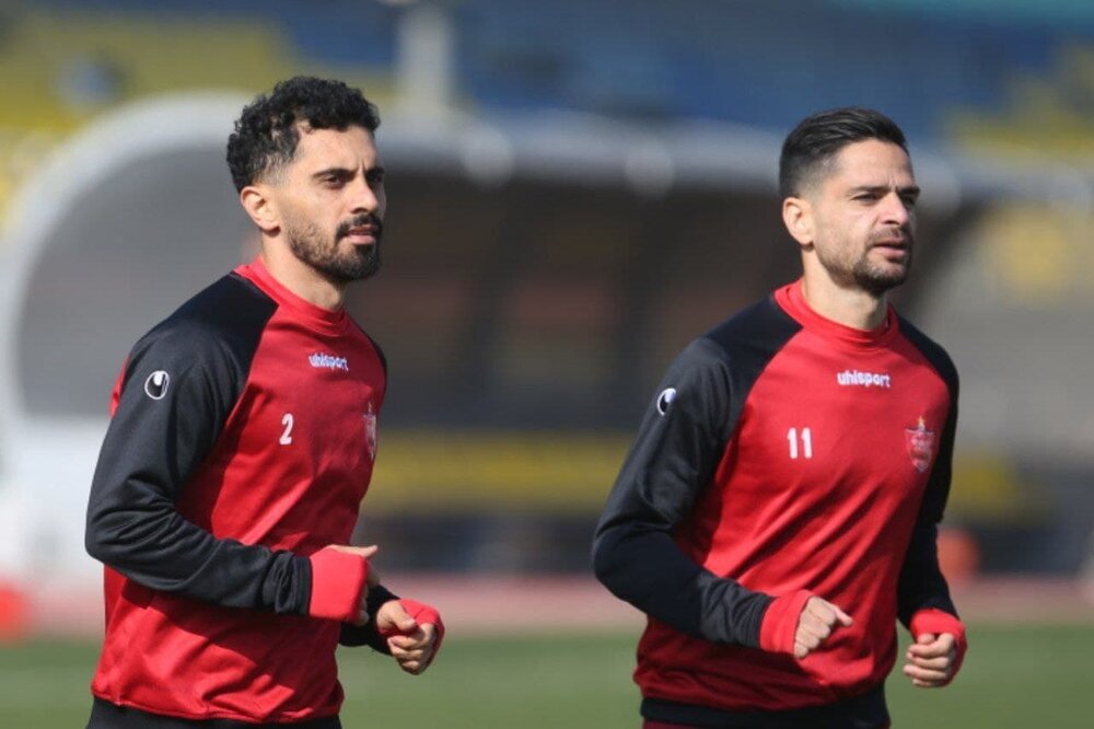 کاپیتانهای پرسپولیس زبان گلایه تیم شدند