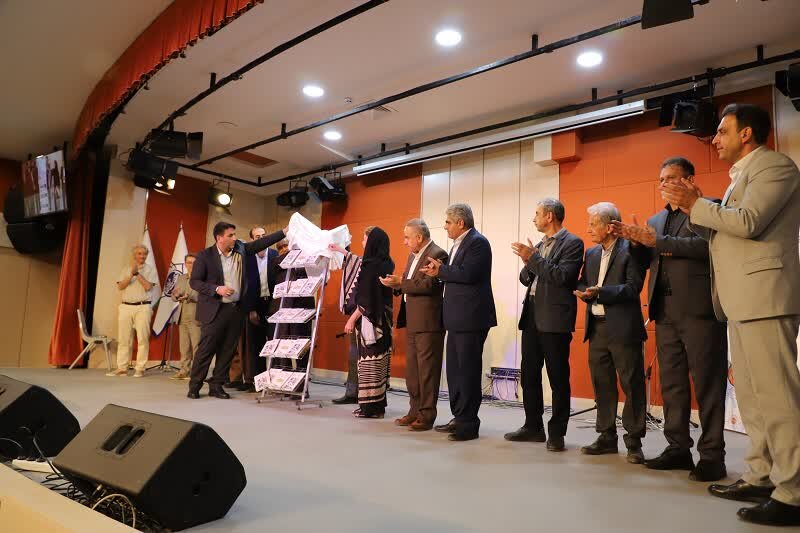 کتاب «نامداران موسیقی در سنندج» رونمایی شد