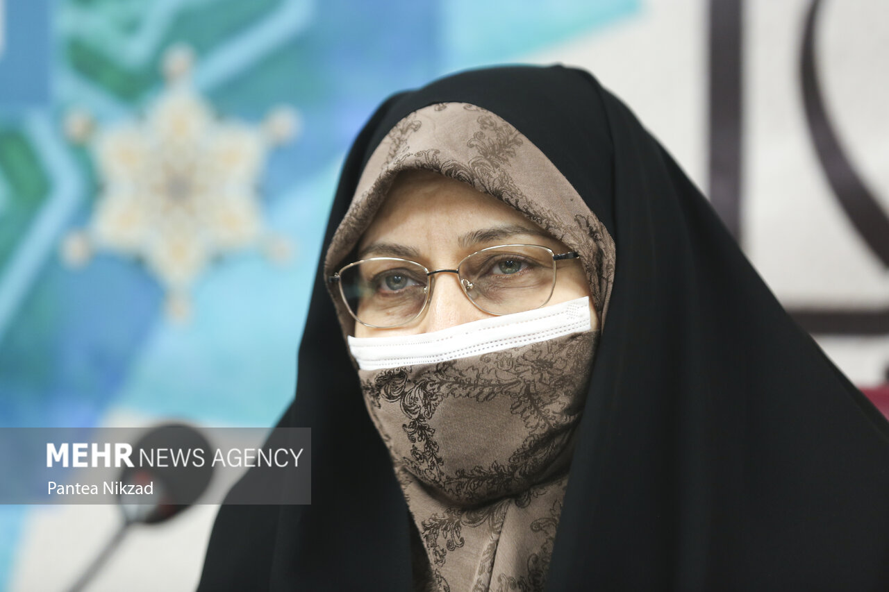 کرامت زنان در حادثه ورزشگاه مشهد پایمال شد