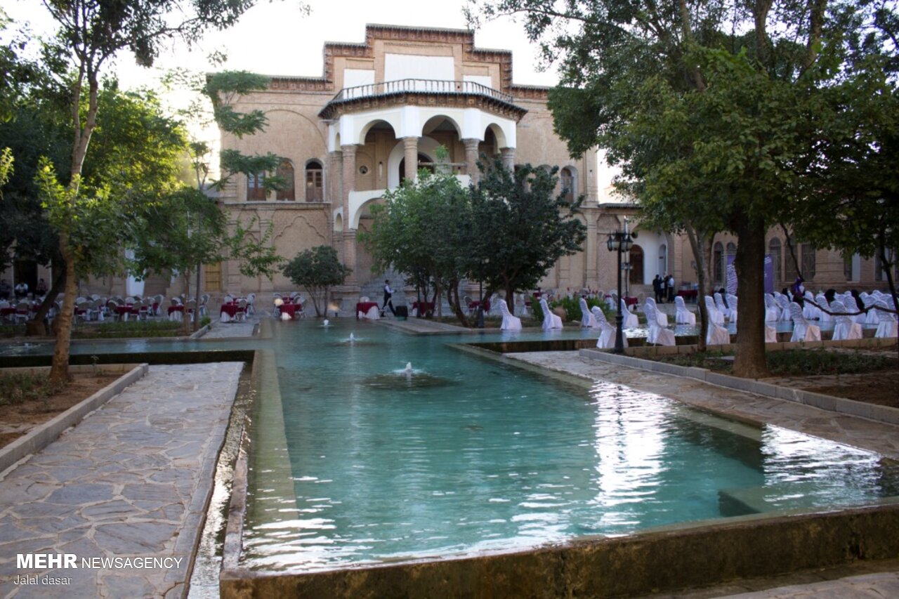 کردستان قطب زیبای گردشگری کشور/ از سرزمین رنگها تا بام
ایران
