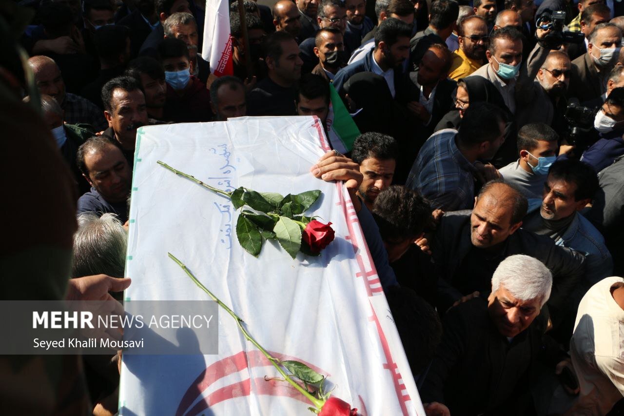 کردستان میزبان پیکر مطهر ۸ شهید گمنام است